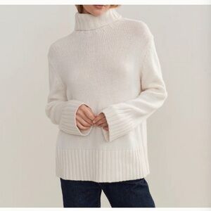 Jenni Kayne 100% Cashmere Jet Classic Ivory Turtleneck Sweater